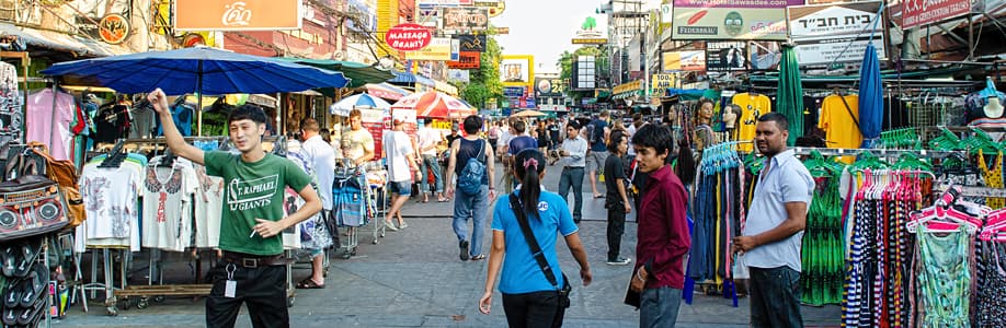 Verkaufsstände in der Khao San Road.