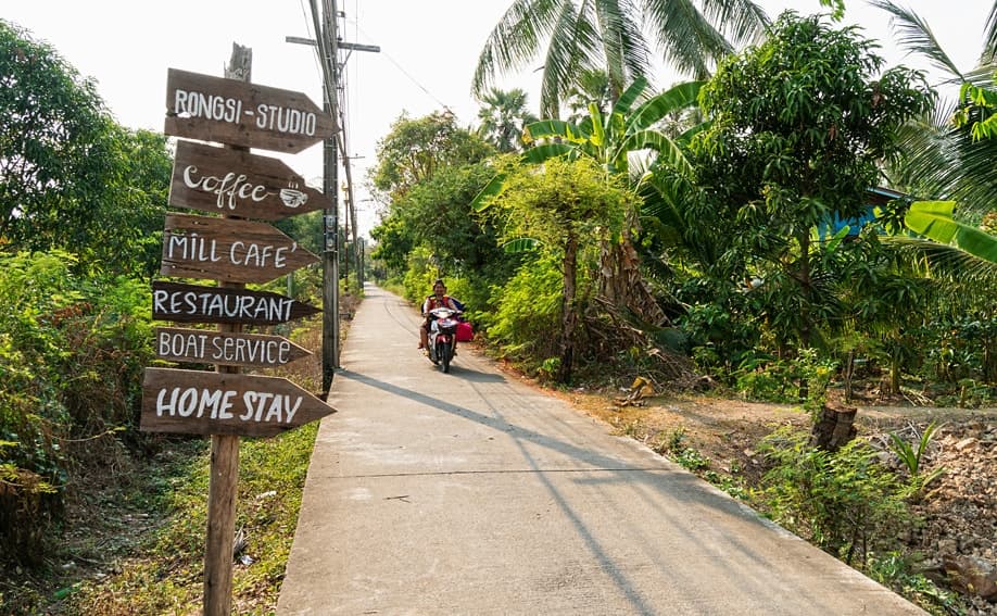 Der schmale Rundweg auf Koh Kret.