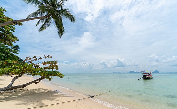 Strand auf Koh Ngai.
