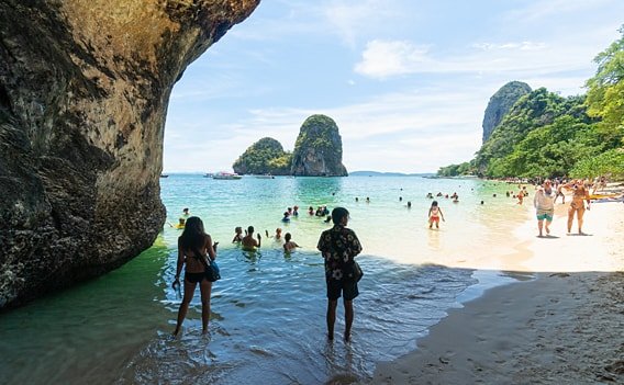 Strand an der Railay-Phra-Nang-Landzunge.