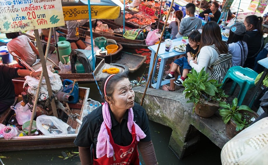 Amphawa Floating Market - Schwimmender Markt bei Bangkok.