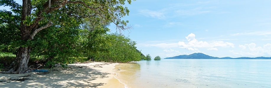 Einsamer Strand in der Ao Hin Khao.