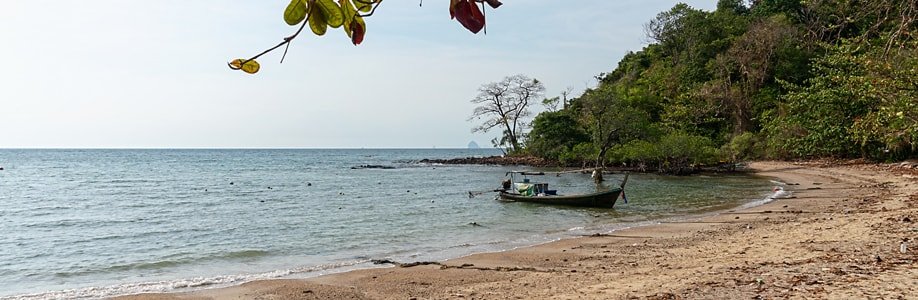 Panka Yai Strand auf Koh Bulon Lae.
