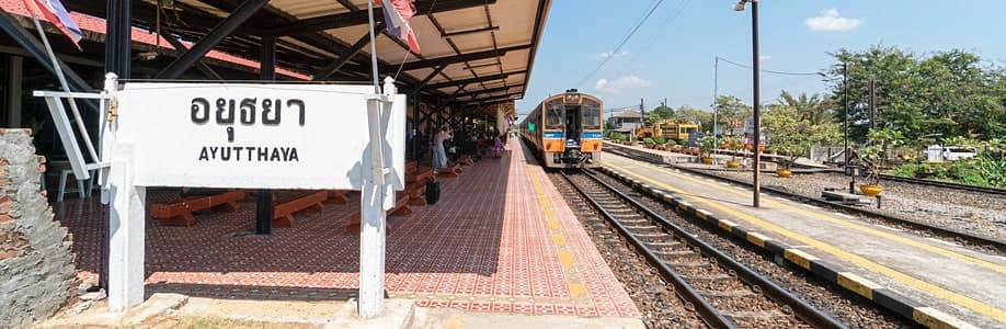 Der Bahnhof in Ayutthaya.