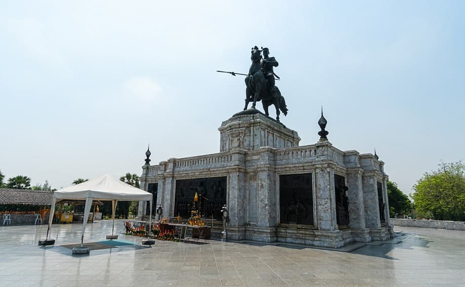Das König Naresuan der Große Denkmal.