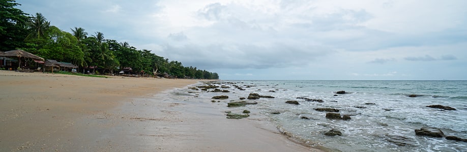 Khlong Khong Strand.