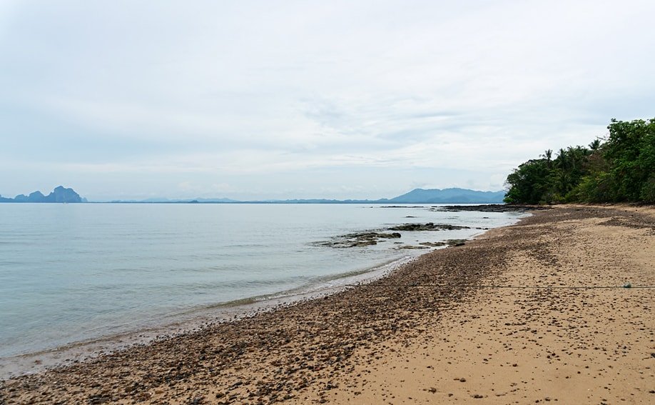 Der Lodung Beach auf Koh Mook.