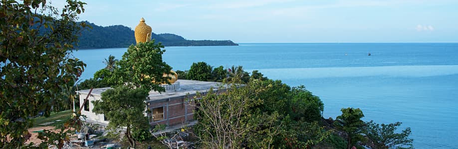 Koh Kut Sehenswürdigkeiten - Tempel und Aussichtspunkt in der Ao Salat.