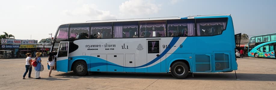 Bus von Bangkok nach Ban Phe.