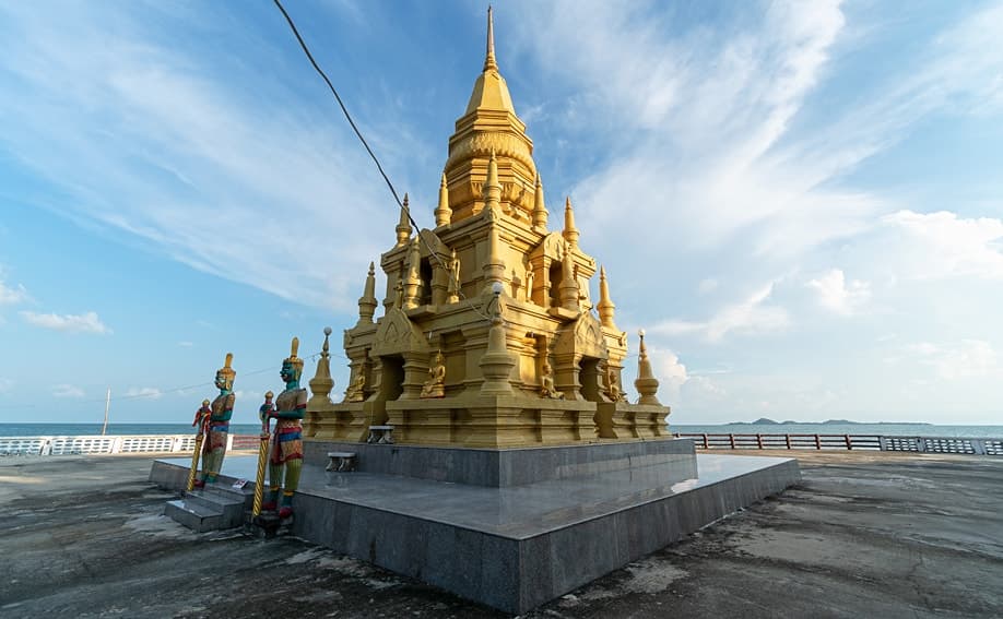 Laem Sor Pagoda