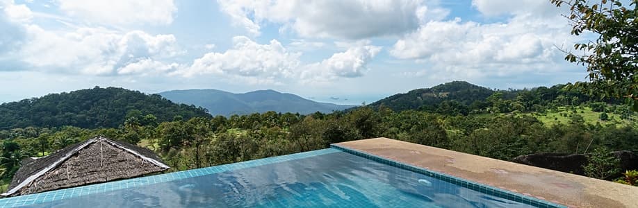 Infinity Pool vom Sea View Restaurant