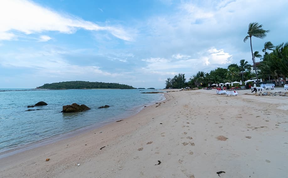 Yai Noi Beach