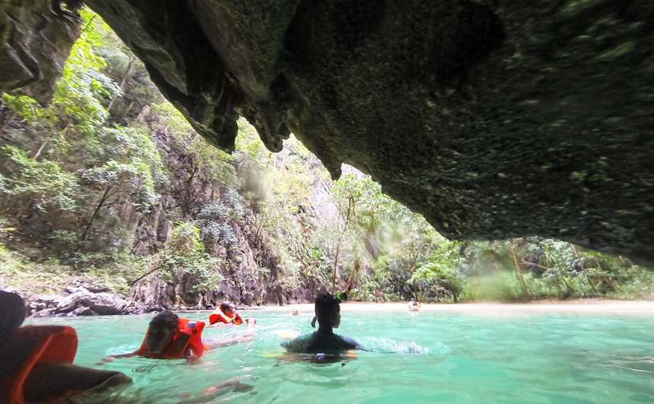 Morakot Cave auf Koh Mook.