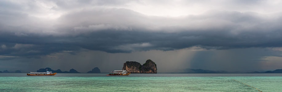 Koh Ngai in der Regenzeit.