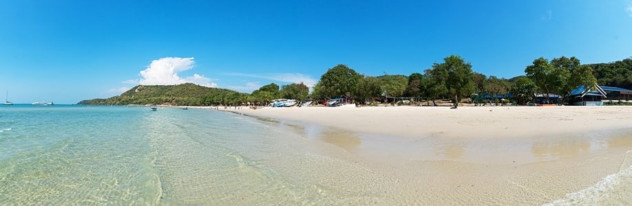 Der Sai Kaew Beach ist ein wunderschöner Strand auf dem Gelände der Royal Thai Army.