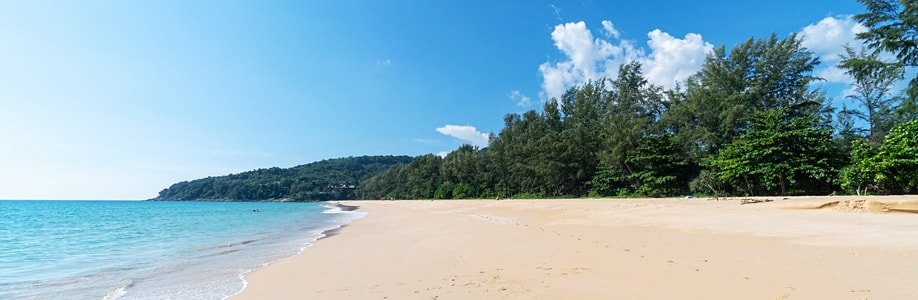Der zum Sirinat Nationalpark gehörende Nai Thon Beach.