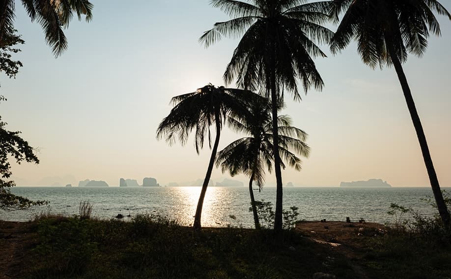 Südthailand - Sonnenuntergang in der Phang Nga Bay.