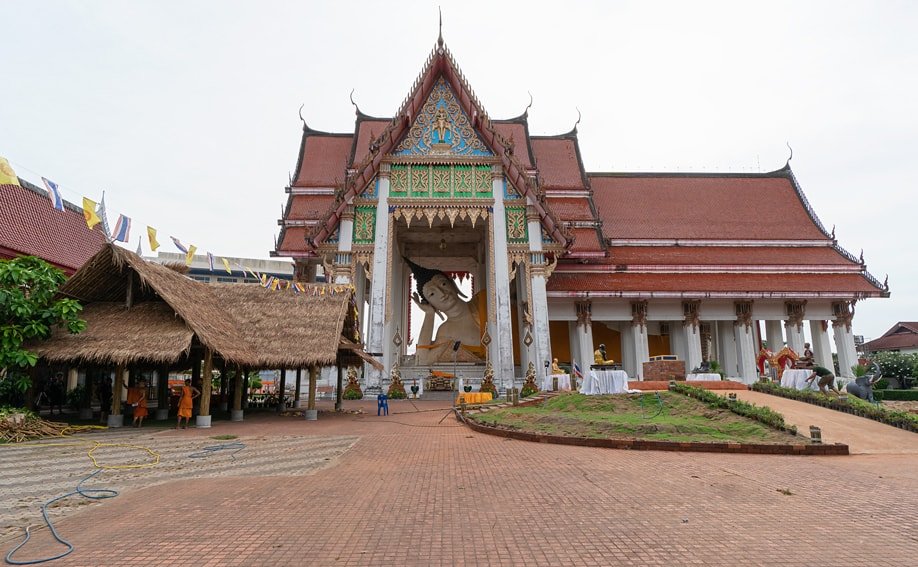 Drittgrößter liegender Buddha der Welt im Wat Hat Yai Nai.