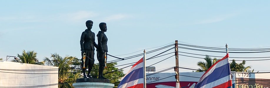 Das Zwei Heldinnen Denkmal auf Phuket.