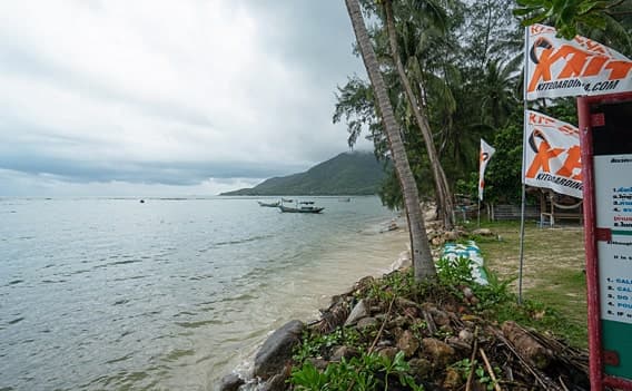 Chaloklum Bay auf Höhe der Kiteschule.