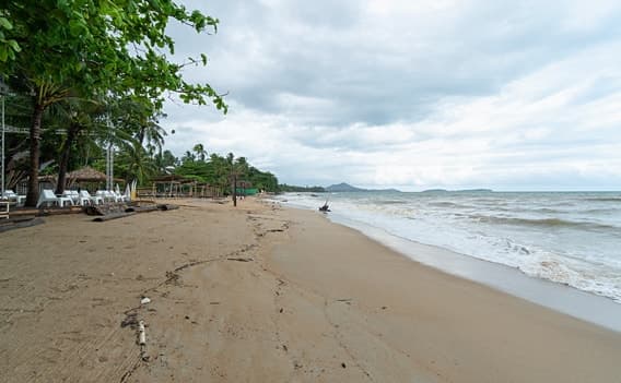 Chaweng Noi Beach