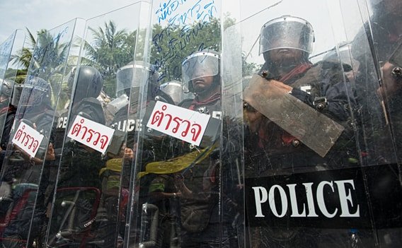 Thailand Sicherheit - Polizeisperre während der Demonstrationen